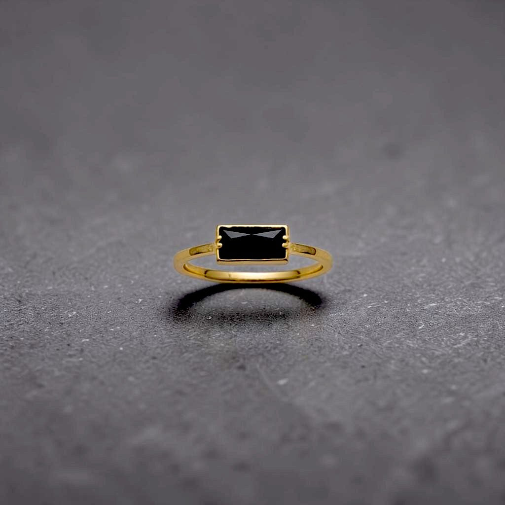 The Urban Eclipse: Hand-Hammered Pure Brass & Black Diamond Crystal Ring