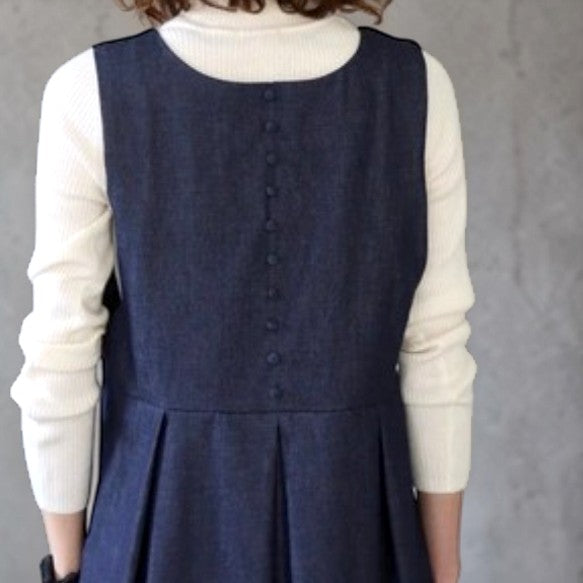 Structured Fluidity: Two-Way Front-to-Back Fabric Kurumi-Buttoned Kojima Denim Dress
