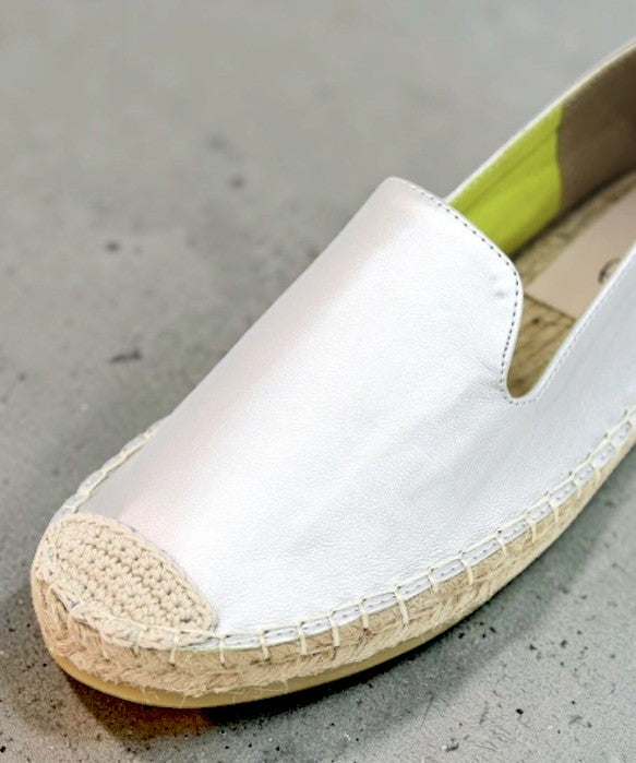 Effortless Summer Comfort:Handcrafted Breathable Jute Slip-On Silver